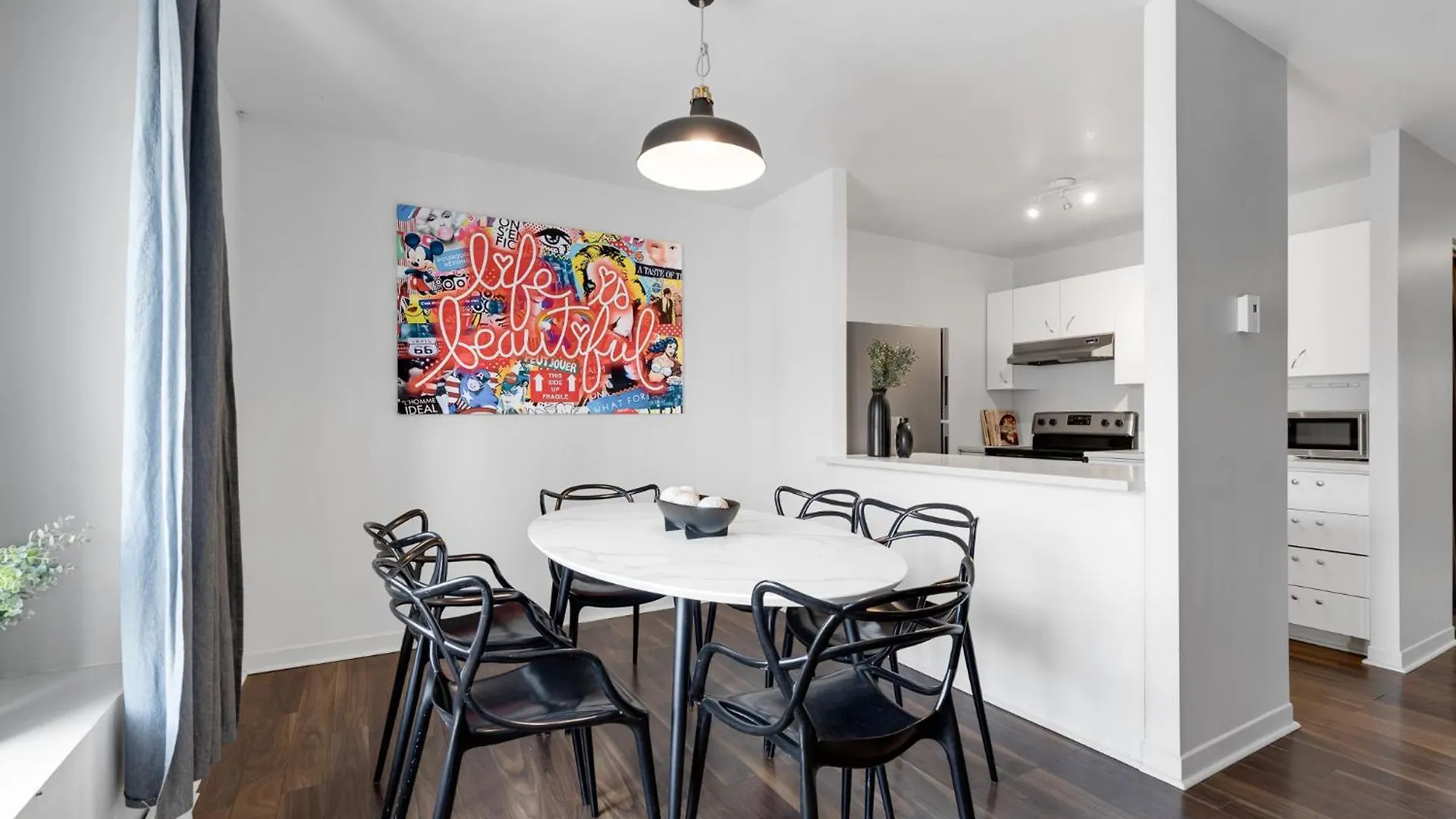 Liv Mtl Soho Aparthotel Montreal